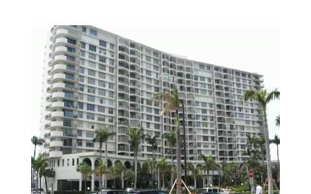 3800 S Ocean Dr # 1418 - Image 10648980