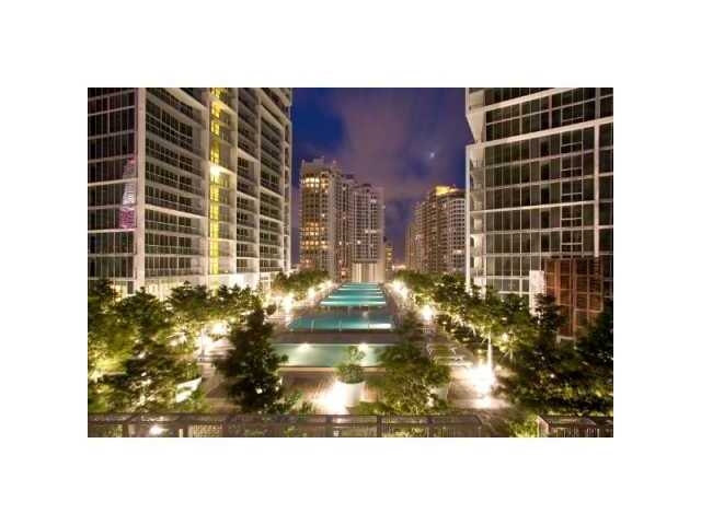 495 BRICKELL AV # 3301 - Image 11159422