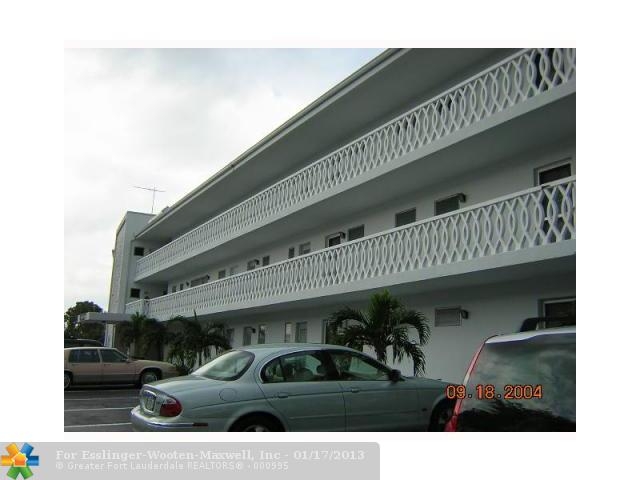 450 GOLDEN ISLES DR # 2H - Image 11610001