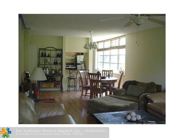 9410 Live Oak Pl # 306 - Image 13996914