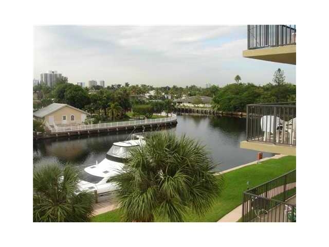 301 GOLDEN ISLES DR # 409 - Image 14126369