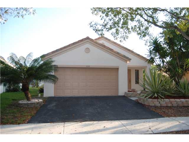 4266 GREENBRIAR LN - Image 15069365