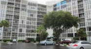 1000 PARKVIEW DR # 1-608 Hallandale, FL 33009 - Image 16241562