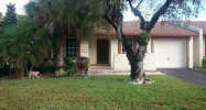 370 LAKEWOOD CR E # #A Pompano Beach, FL 33063 - Image 17222547