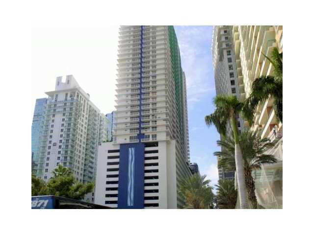 1200 BRICKELL BAY DR # 2324