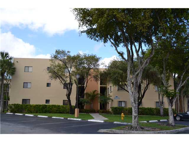 8065 SW 107 AV # 311