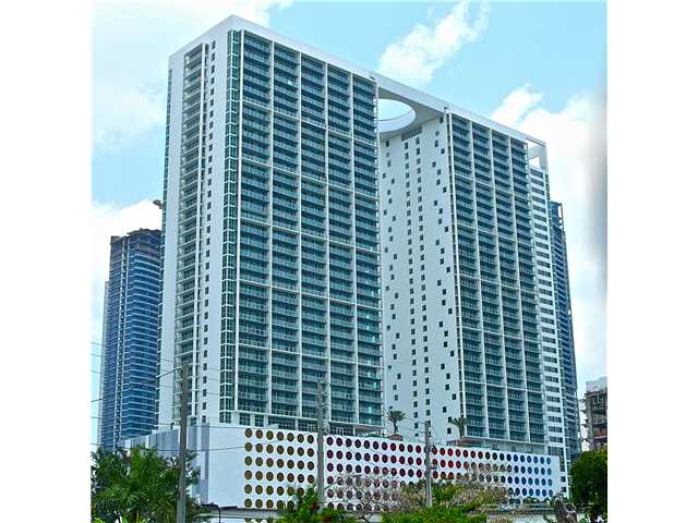 500 BRICKELL AV # 1600