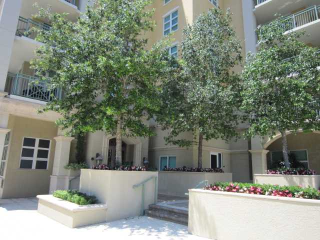 403 S Sapodilla Ave Apt 218