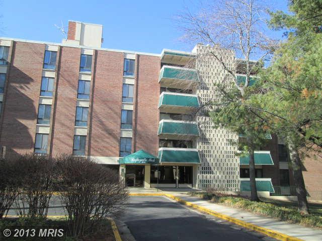 6135 Leesburg Pike Apt 202