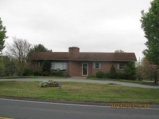 204 Cedar Valley Rd