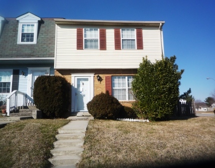 2 Chesthill Ct