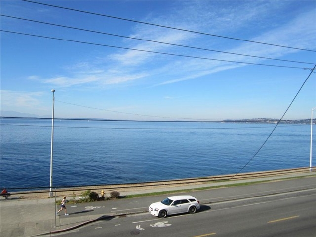 2104 Alki Ave Sw Apt 301