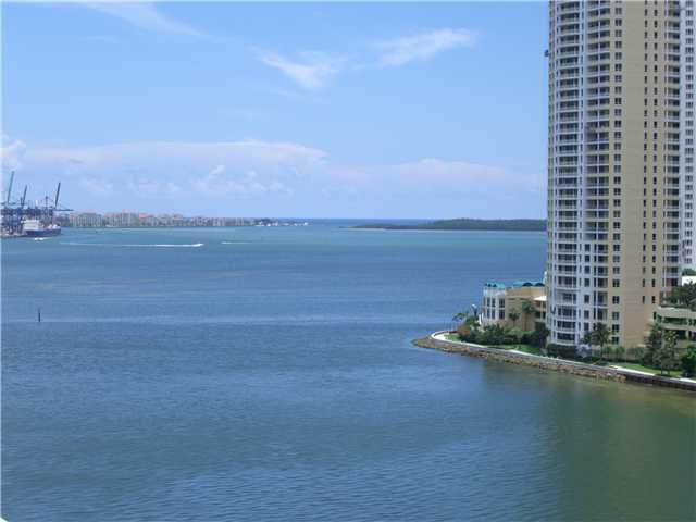 300 S BISCAYNE BLVD # 1226