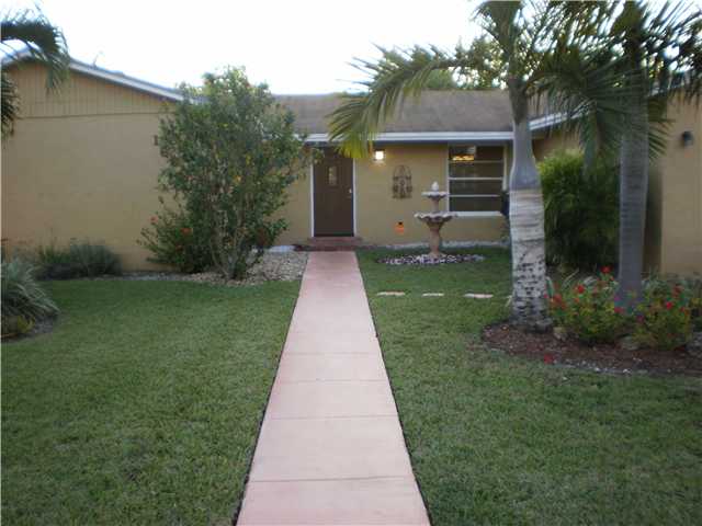 16900 SW 108 CT