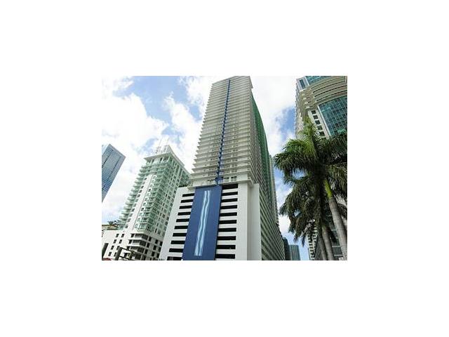 1200 BRICKELL BAY DR # 1804