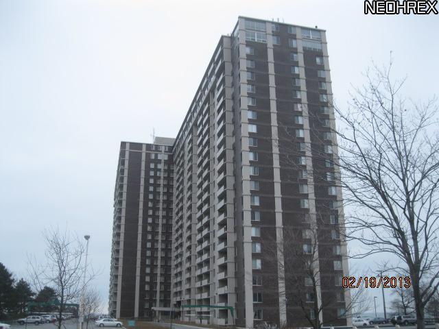 12900 Lake Ave Apt 1003