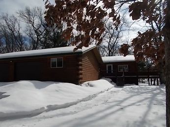 W13569 Burr Oak Ct