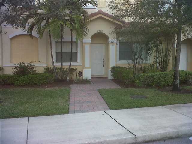 2820 SW 83RD TE # 102