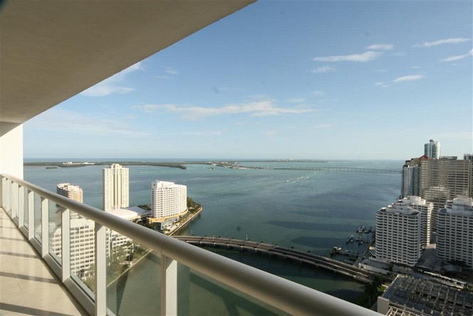 495 BRICKELL AV # T23603