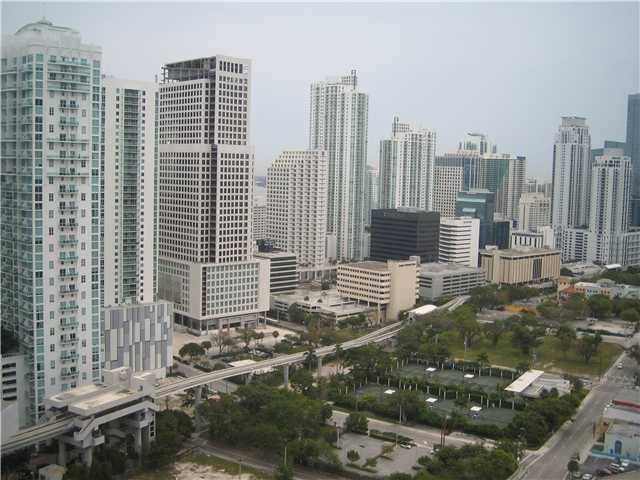 350 SOUTH MIAMI AVENUE # 3304