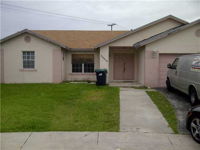 28075 SW 137 CT