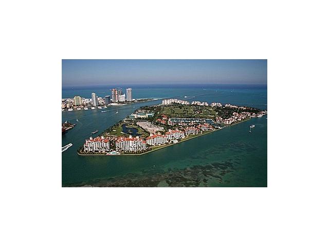 7745 FISHER ISLAND DR # 7745