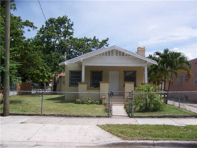 106 NW 34 ST