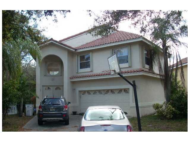 5700 NW 61ST PL