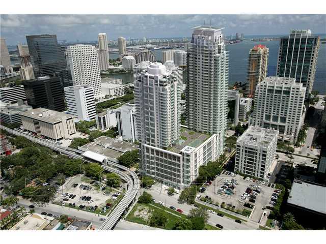 1050 BRICKELL AV # 2622