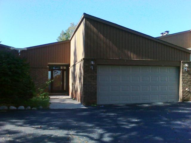 4244 Wabeek Lake Dr Unit 10