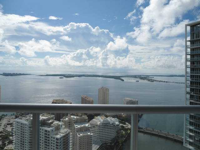 465 BRICKELL AVE. # 5205