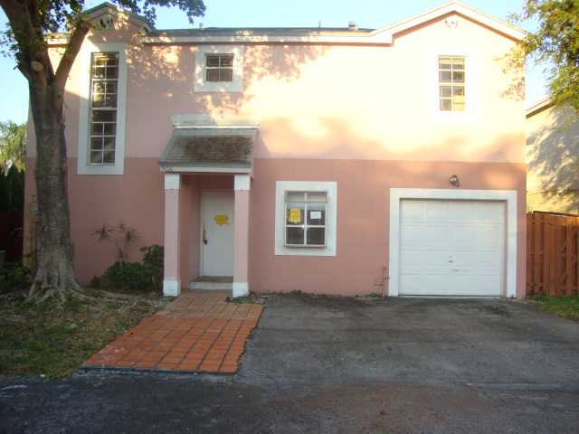 9106 SW 148 CT