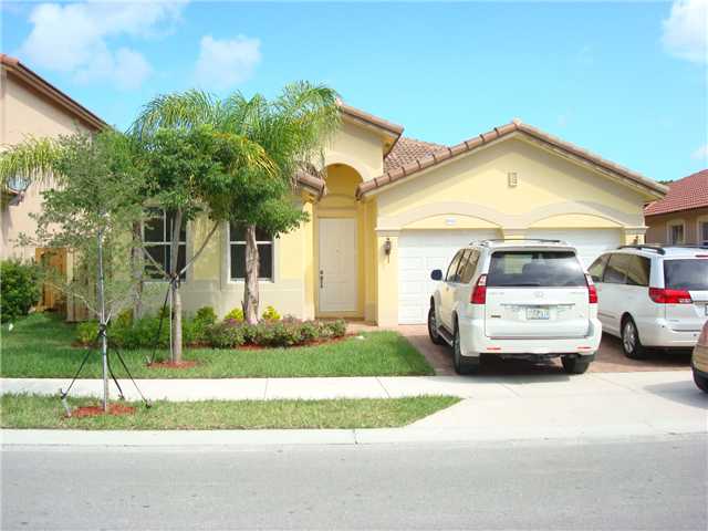 8941 SW 152 CT