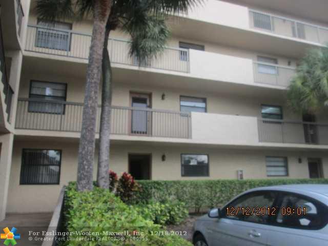 4950 E Sabal Palm Blvd # 102