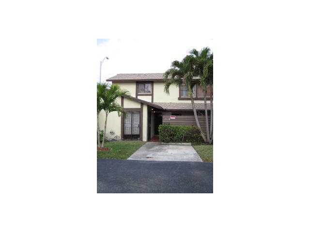 7028 SW 106 PL # 7028