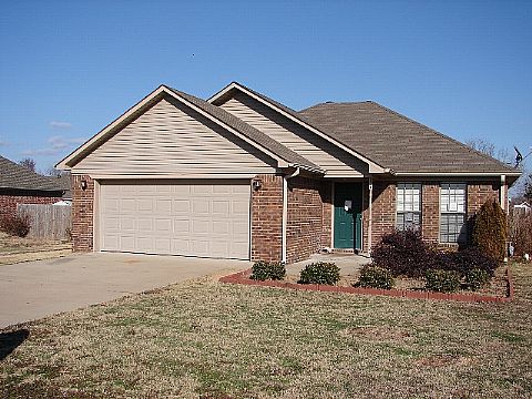 17 Whispering Wind Cir