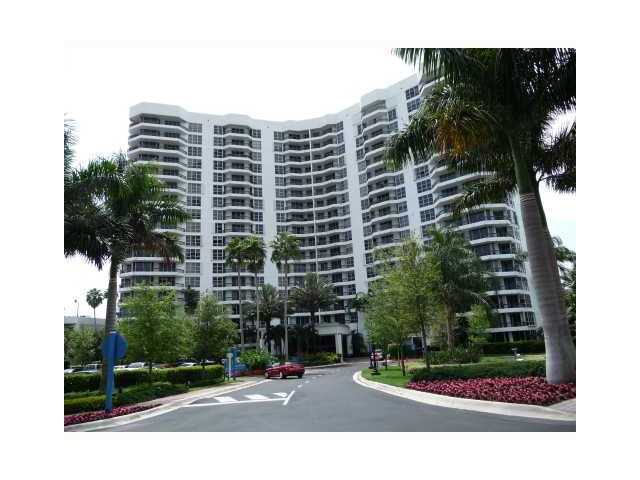 3600 MYSTIC POINTE DR # 818