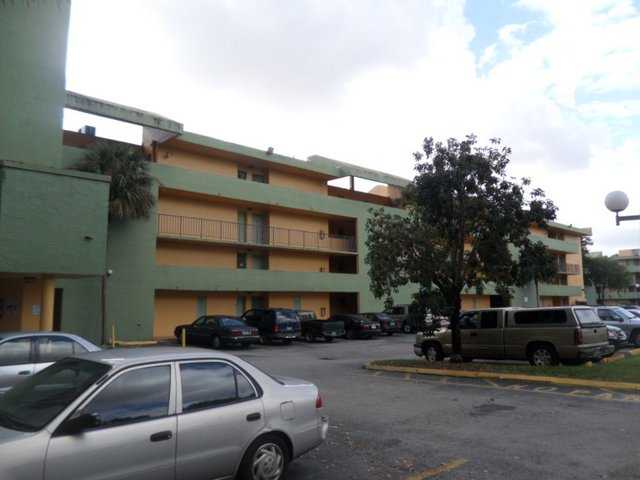 8821 W Flagler St Apt 103