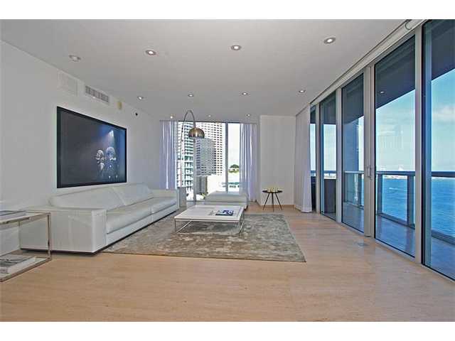 465 BRICKELL AV # 1101