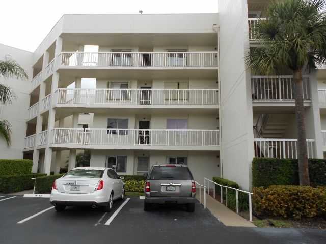 3146 Via Poinciana Apt 109