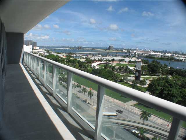 50 BISCAYNE BLVD # 1406