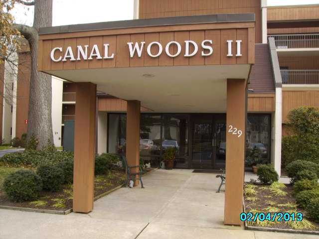 229 Canal Park Dr Apt 402