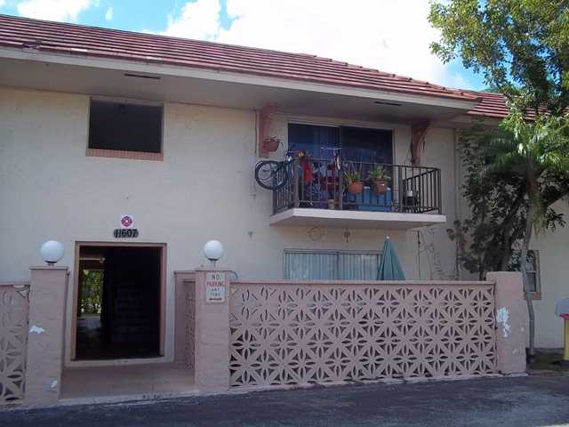 11607 Nw 29th St Apt B1