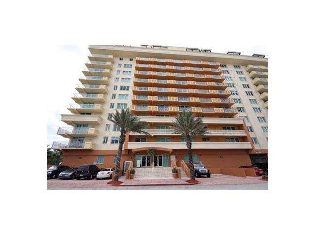 9499 Collins Ave Apt 305