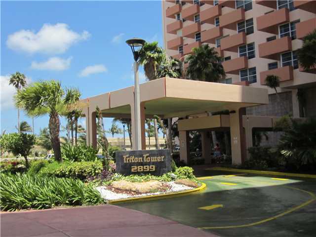 2899 Collins Ave Apt 522