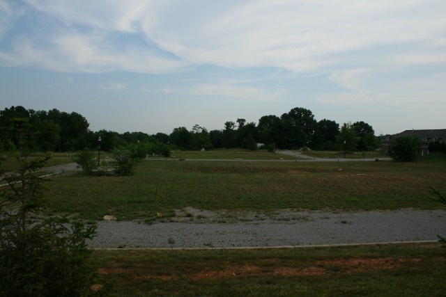 Grey Ledge Circle