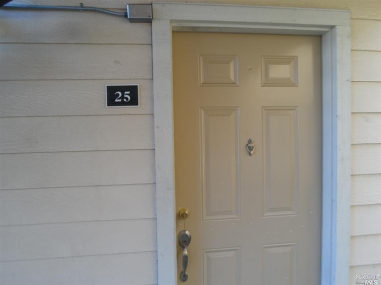 225 Burt St Apt 25