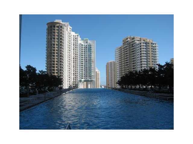 465 BRICKELL AV # 3304