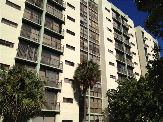 16919 N Bay Rd Apt 117