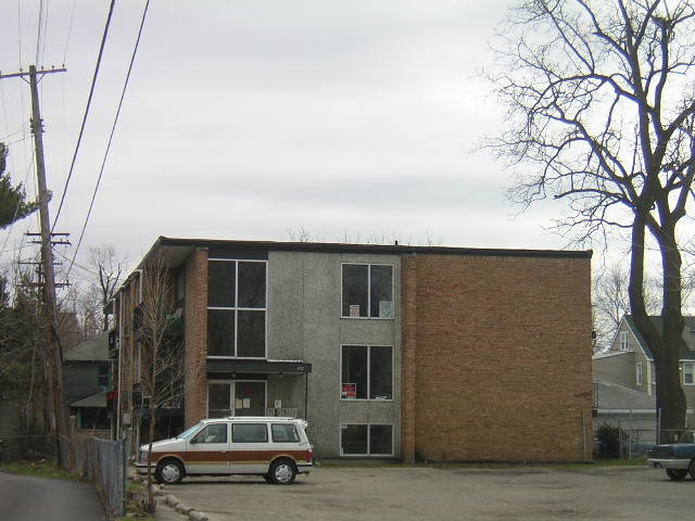 413 Washtenaw Ave